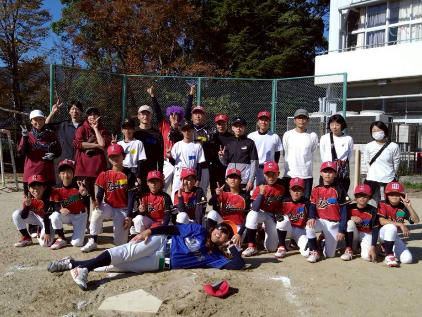 毎年恒例ソフトボール大会｜11月16日